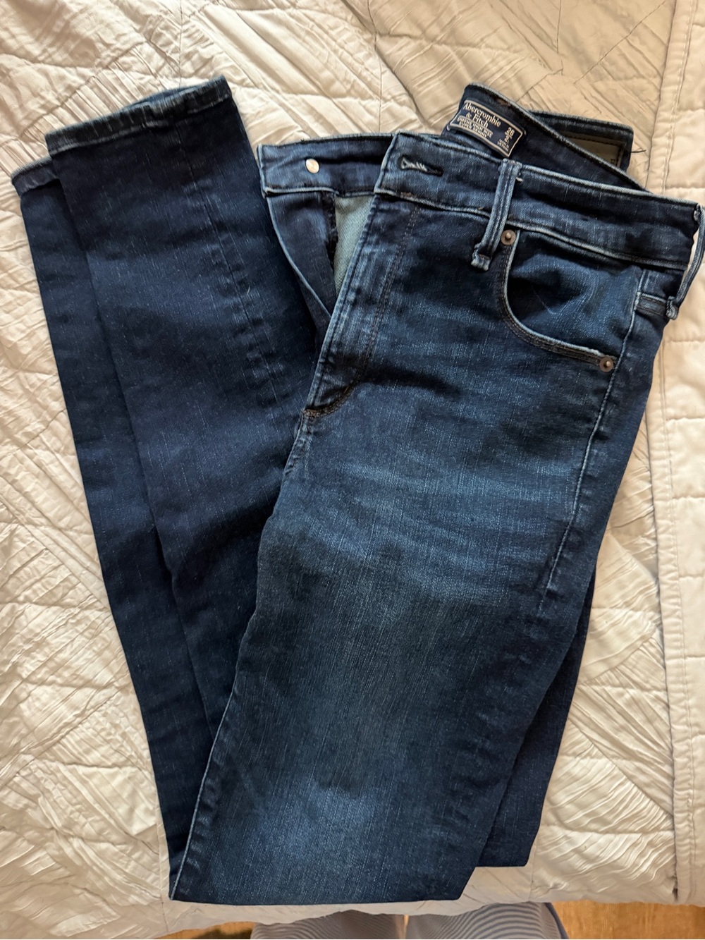 Abercrombie & Fitch Women's Dark Blue Slim Straight Jeans